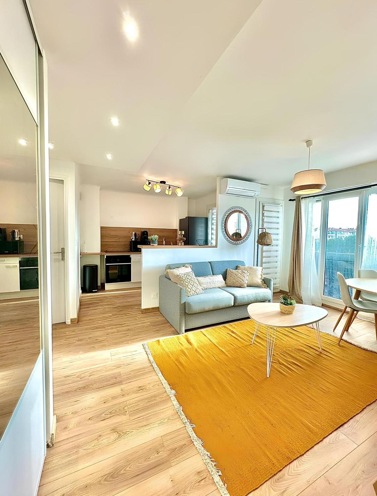 Magnifique Appartement En Face Du Stade Velodrome Marseille Ngoại thất bức ảnh