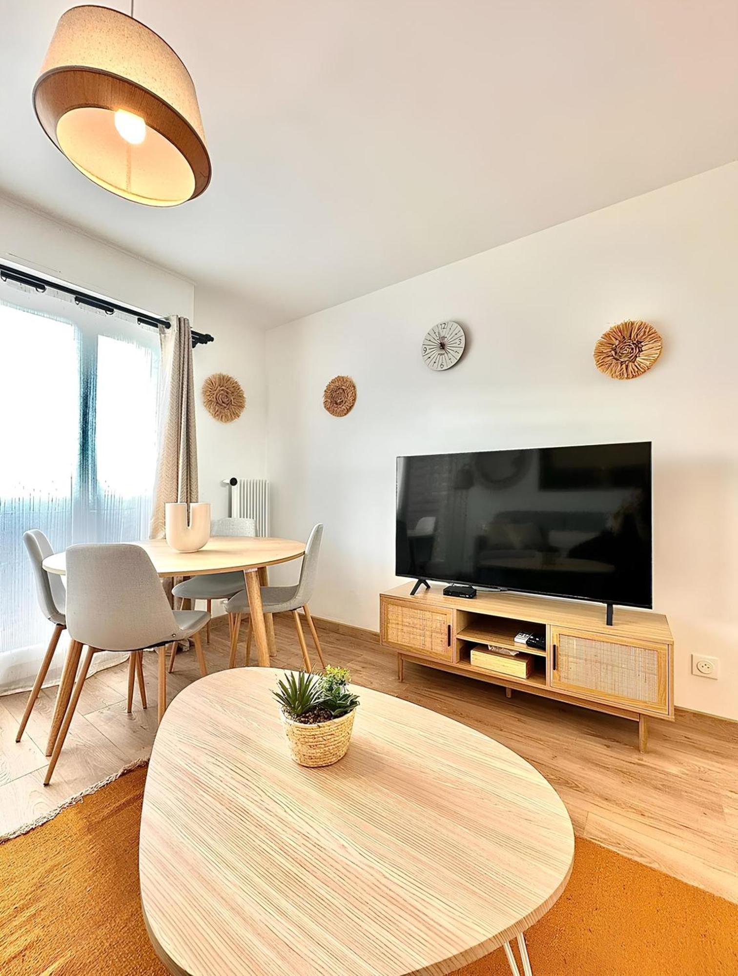 Magnifique Appartement En Face Du Stade Velodrome Marseille Ngoại thất bức ảnh